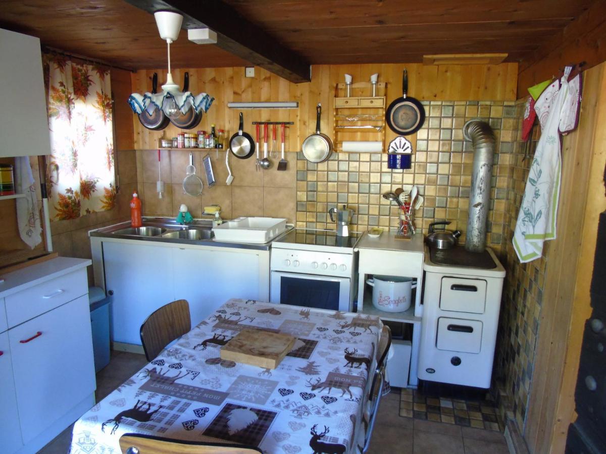Le Mazot Villa Troistorrents Exteriör bild