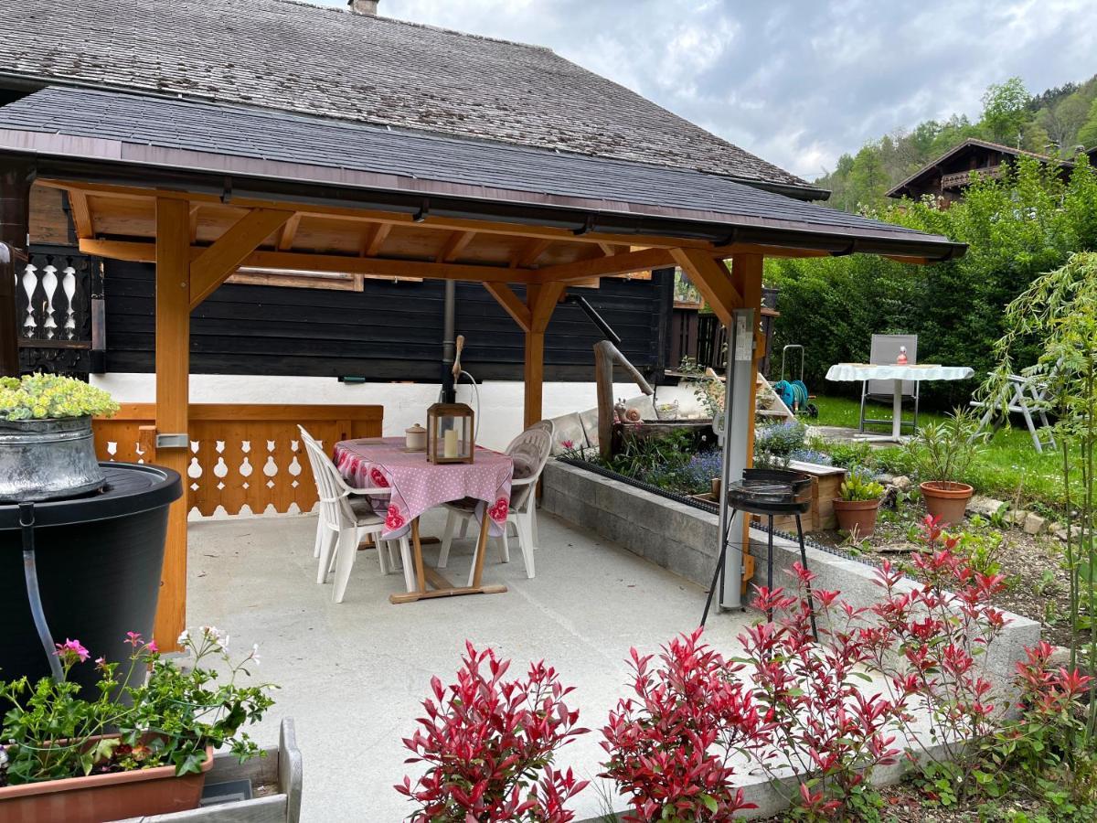 Le Mazot Villa Troistorrents Exteriör bild